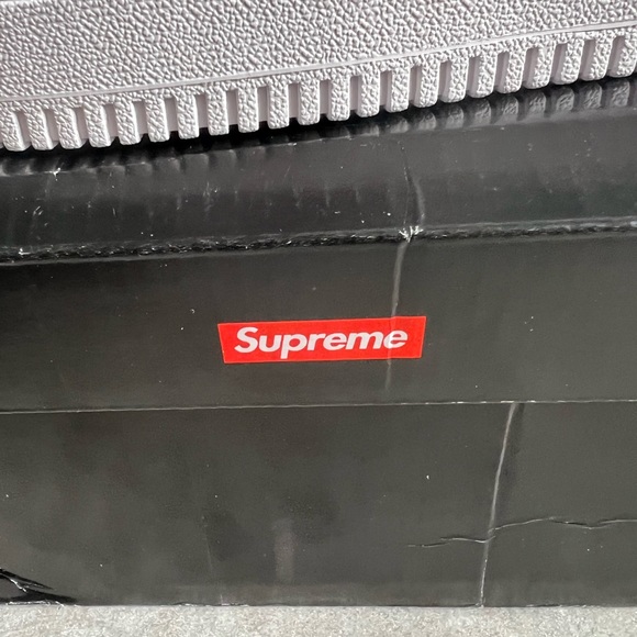 Supreme Nike Air Force 1 Mens 8.5 - Picture 2 of 4